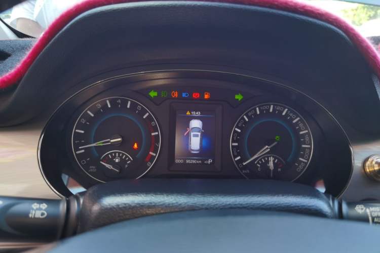 Used Haval H2 2016 Red-Label 1.5T Automatic Two-Wheel Drive Luxury Model
