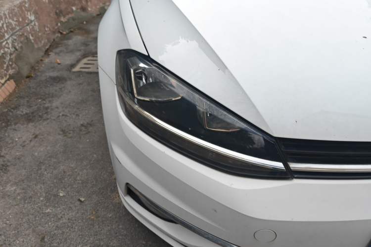 Used Volkswagen Golf 2018 230TSI Automatic Comfort Model
