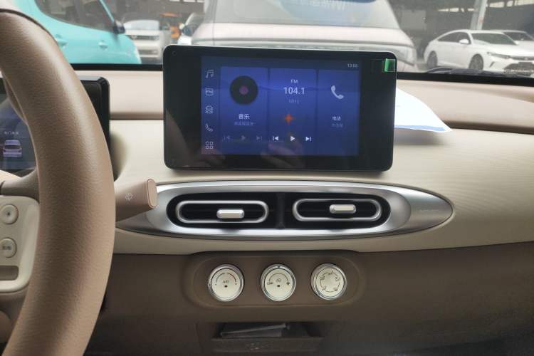 Used Wuling Hongguang MINIEV 2025 Four-Door Version Premium Edition
