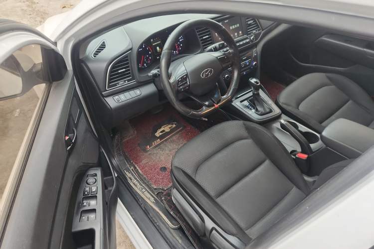 Used Hyundai Elantra 2018 1.4T Dual-Clutch Xuan Dong · Dynamic Edition
