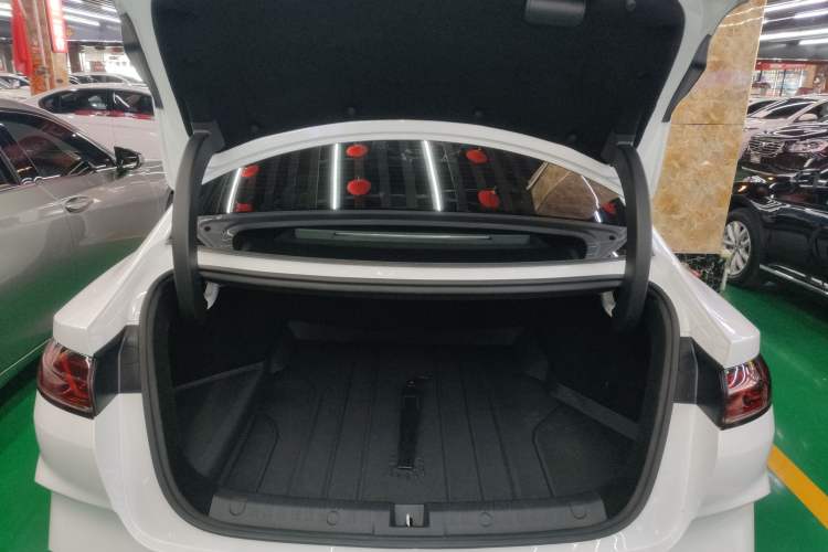 Used BYD Qin L 2024 DM-i 80KM Leading Model