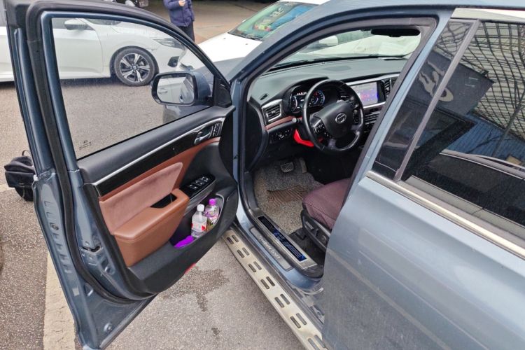 Used GAC Trumpchi GS8 2017 320T Two-Wheel Drive Luxury Smart Connectivity Version (7 Seats)
