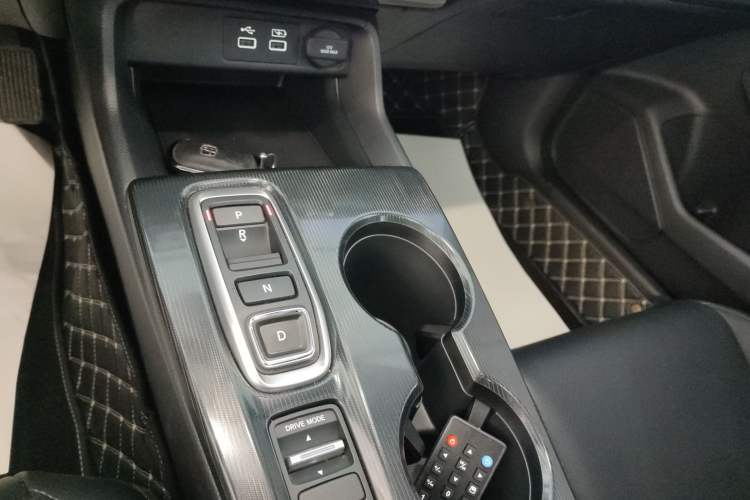 Used Honda Civic 2023 2.0L eHEV Pioneer Edition
