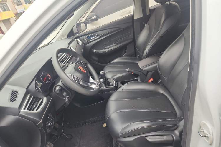 Used Roewe i5 2020 1.5L Manual 4G Connect Leehao Flagship Edition