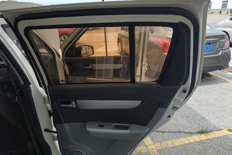 Used Suzuki Swift 2016 1.5L Manual Fashion Model
