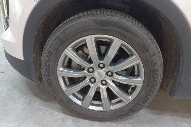 Used Cadillac XT4 2018 28T Two-Wheel Drive Leading Version
