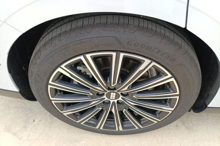 Used  Galaxy 8 2025 130km EM-P Starship Edition
