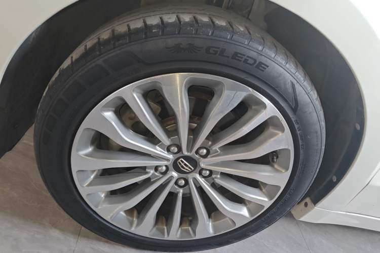 Used Geely Auto Emgrand GT 2015 1.8T Flagship Model
