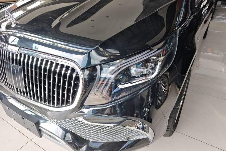 Used Mercedes-Benz Vito 2023 2.0T Elite Version 7 Seats
