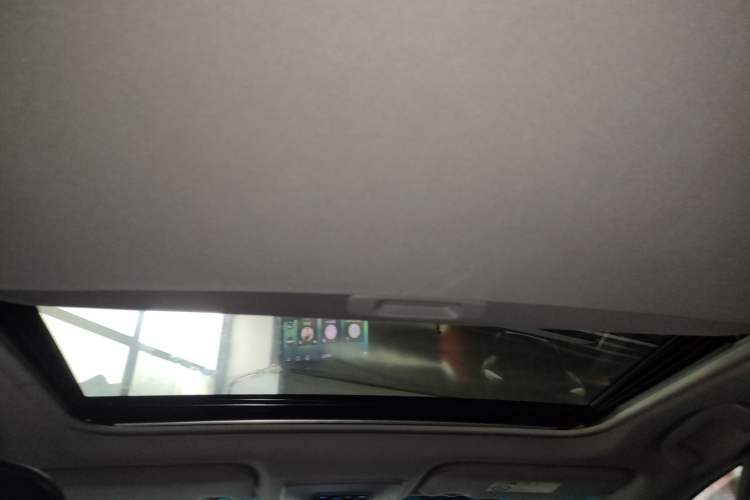 Used Toyota Camry 2021 2.0G Luxury Edition
