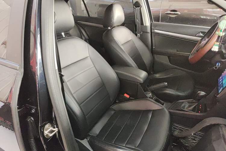 Used Volkswagen Lavida 2019 Lavida Start 1.5L Automatic Trendy Version China VI Standard
