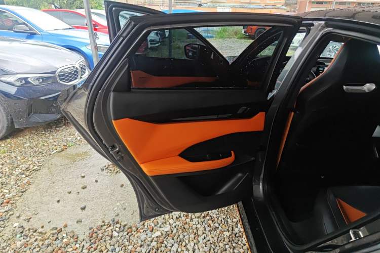 Used Changan UNI-V 2023 1.5T Sport Edition
