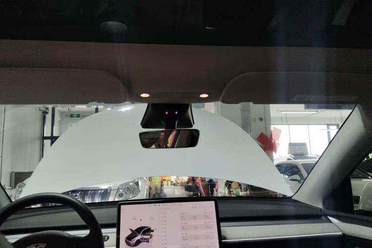 Used Tesla Model Y 2023 Rear-Wheel-Drive Version