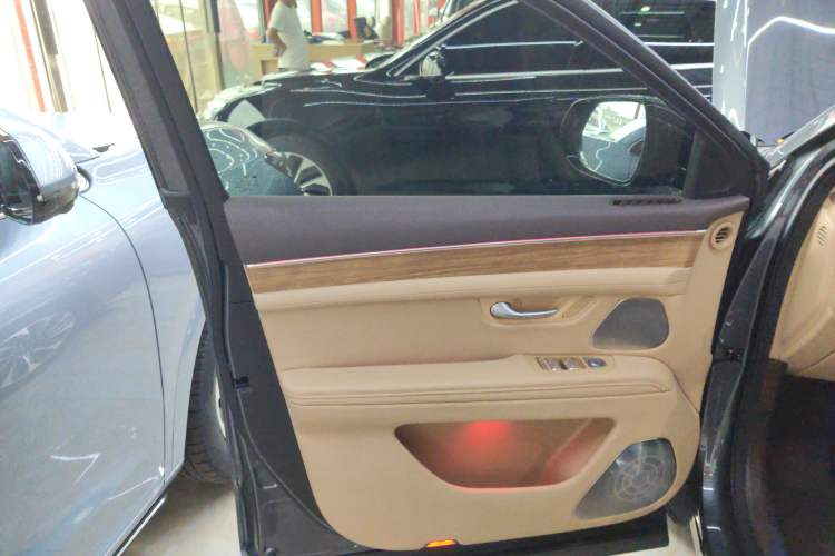 Used Hima AITO M7 2024 1.5T Rear-Drive Plus Version 5 Seats
