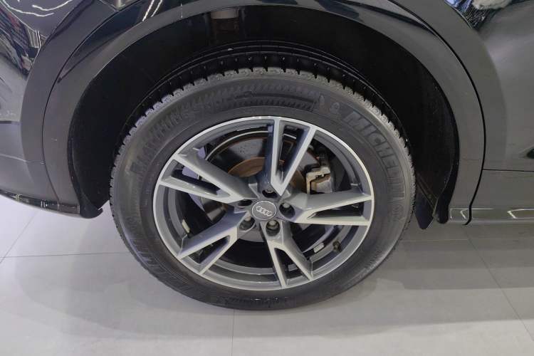 Used Audi Q5L 2018 40 TFSI Prestige Fashion Edition China VI
