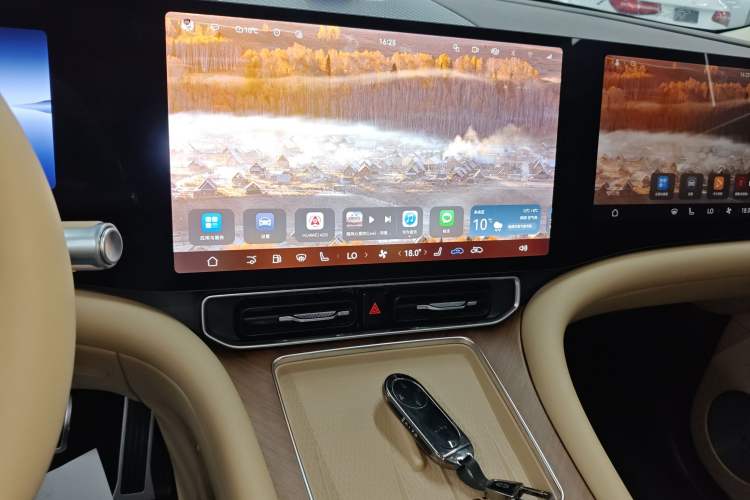 Used Hima AITO M9 2025 Extended-Range Ultra Version 52 kWh 6-Seater
