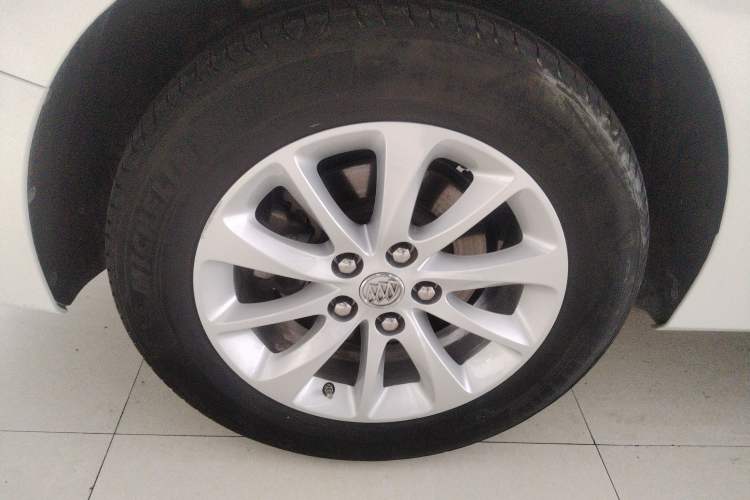 Used Buick GL8 2017 ES 28T Premium Version China V Standard