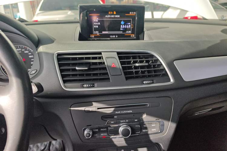 Used Audi Q3 2018 30th Anniversary Edition 30 TFSI Fashion Model
