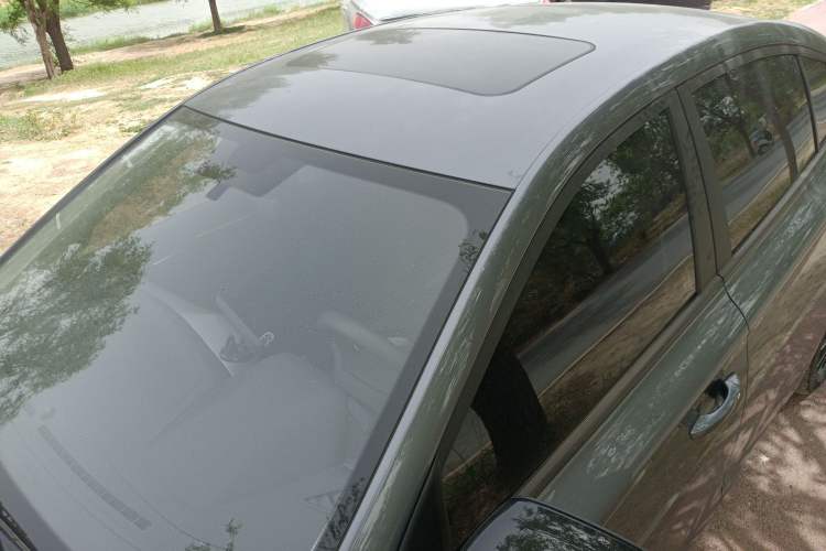 Used Roewe i5 2021 1.5L CVT Platinum Edition
