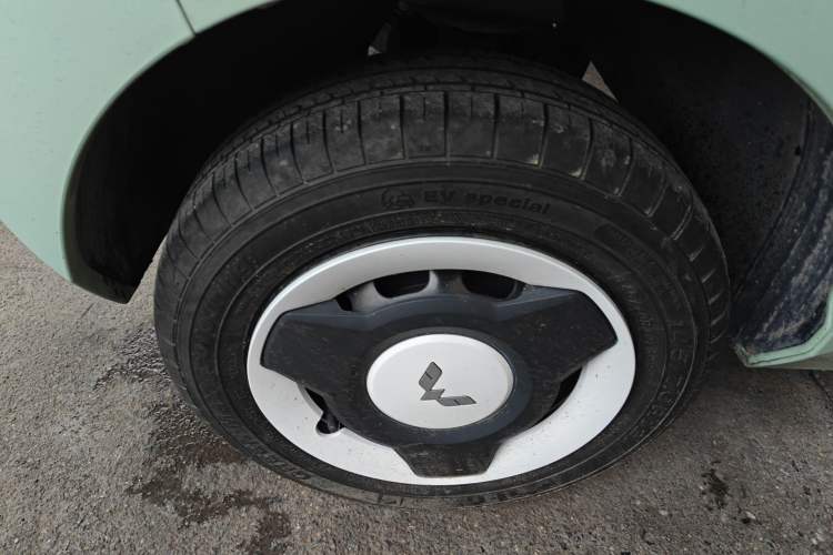 Used Wuling Hongguang MINIEV 2022 Macaron Premium Model – Lithium Iron Phosphate
