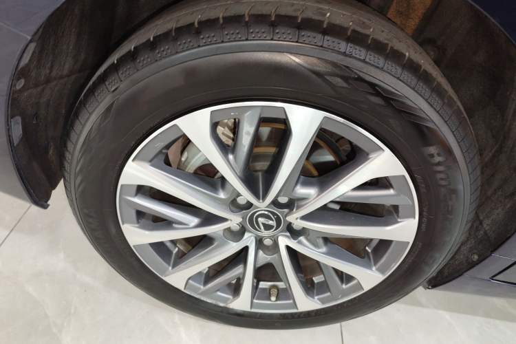 Used Lexus ES 2022 200 Excellence Edition
