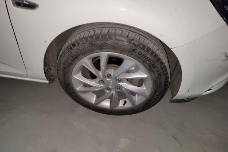 Used Buick Verano 2016 Hatchback 15S Automatic Leading Model