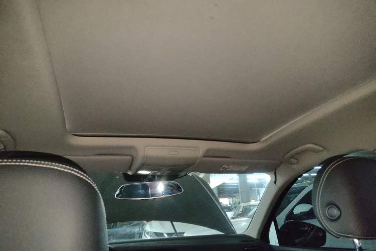 Used Volkswagen Tiguan L 2018 330TSI Automatic Two-Wheel Drive Luxury Edition