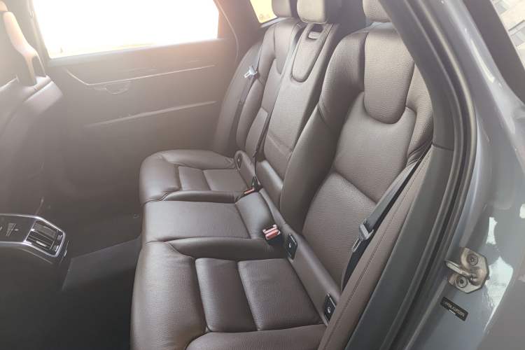 Used Volvo S90 2018 T4 Zhiyuan Edition
