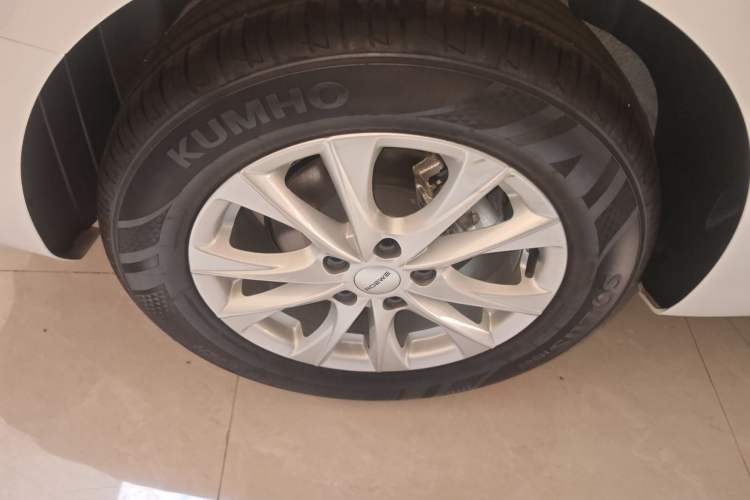 Used Roewe i5 
