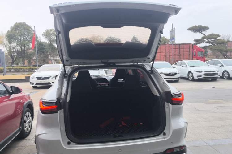 Used Oshan X5 2021 1.6L CVT Luxury Model