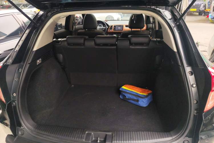 Used Honda Vezel 2015 1.8L CVT 2WD Luxury Model