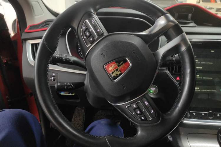 Used Roewe RX5 2016 20T Two-Wheel Drive Automatic Internet Smart Edition