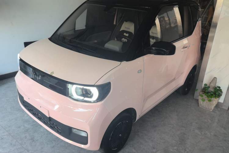Used Wuling Hongguang MINIEV 2022 Macaron Premium Model – Lithium Iron Phosphate
