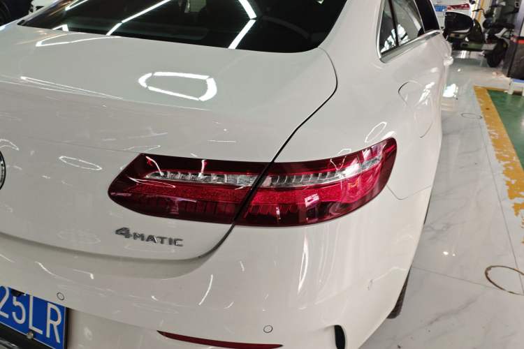 Used Mercedes-Benz E-Class 2017 E 200 4MATIC Coupe