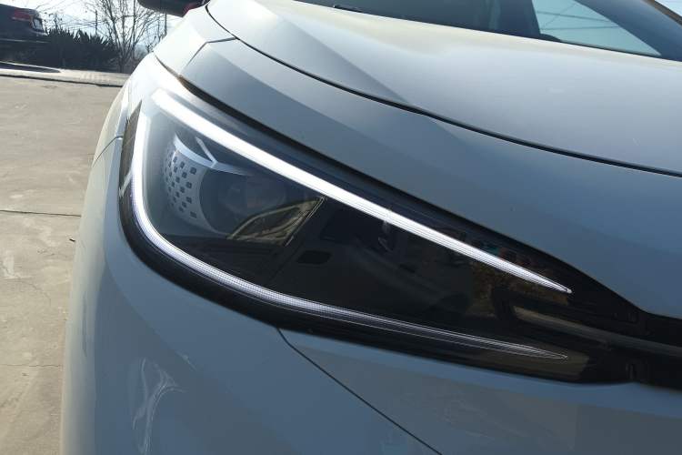 Used Volkswagen ID.4 X 2025 Smart Version Pure & Intelligent Enjoyment Edition
