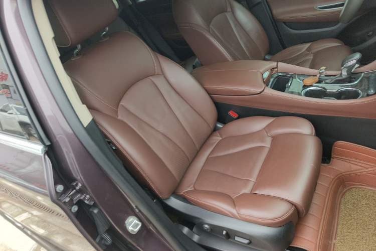 Used Buick Envision 2014 28T Four-Wheel Drive Luxury Model
