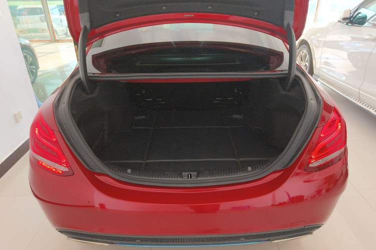 Used Mercedes-Benz C-Class 2017 Facelift C 200 L Sport Edition
