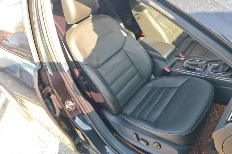 Used Volkswagen Passat 2016 330TSI DSG Prestige Edition
