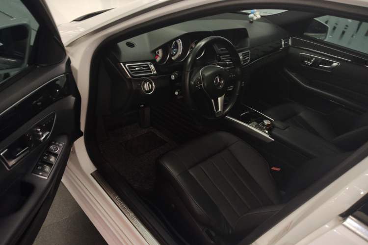 Used Mercedes-Benz E-Class 2015 E 260 L Sport Edition
