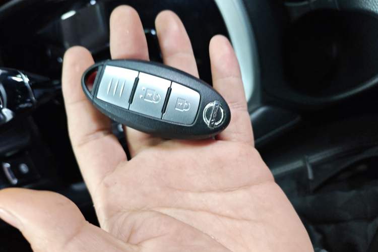 Used Nissan X-Trail 2019 2.0L CVT Smart Connect Comfort Edition 2WD