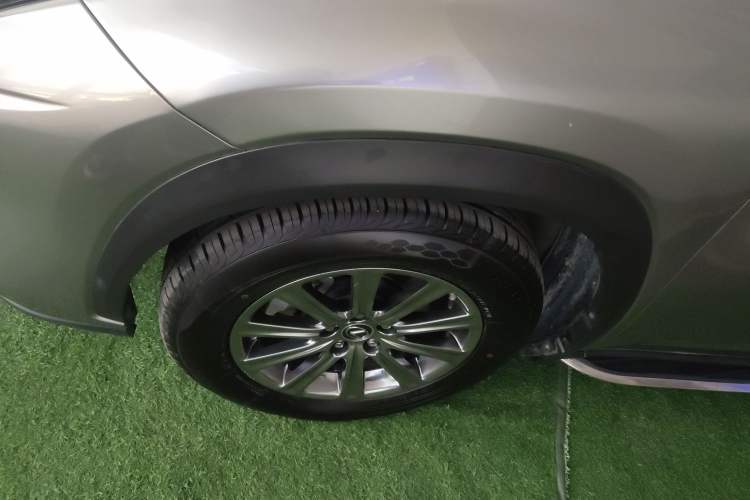 Used Lexus NX 2020 200 Front-Wheel Drive Vmotion Edition China VI Standard
