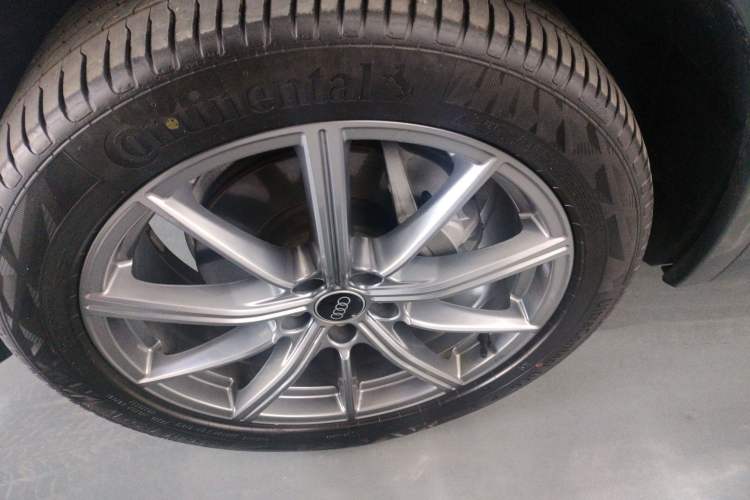 Used Audi Q5L 2023 40T Luxury Dynamic Model