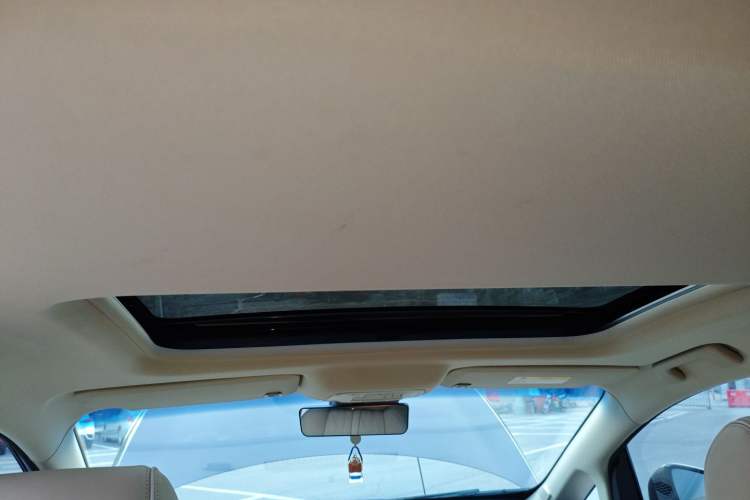 Used Buick GL8 2023 Land Business Class Smart Deluxe Model
