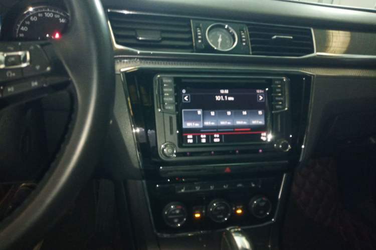 Used Volkswagen Passat 2017 330TSI DSG Prestige Edition
