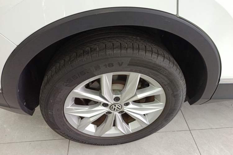 Used Volkswagen Tiguan 2018 330TSI All-Wheel-Drive Innovation Model
