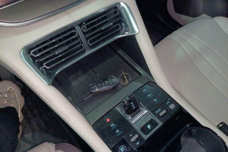 Used BYD Song PLUS New Energy 2025 DM-i 160KM Flagship Model
