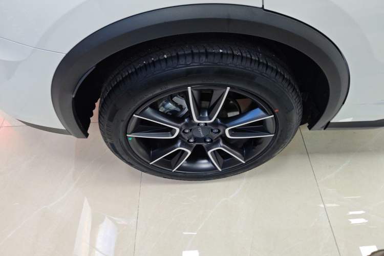 Used Lynk & Co 01 2021 2.0TD Two-Wheel-Drive Pro Trim
