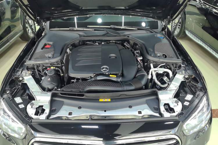 Used Mercedes-Benz E-Class 2023 Updated E 300 L Fashion Edition
