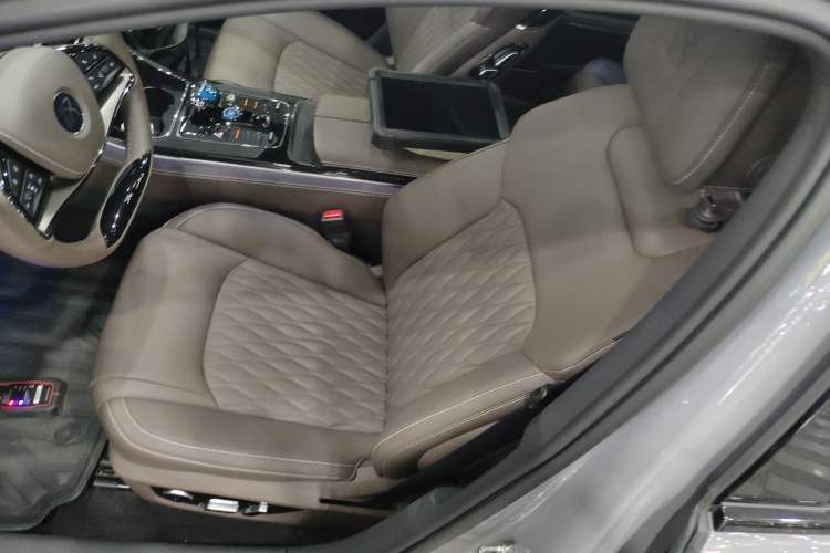 Used BYD Han 2025 EV 506KM Prestige Edition
