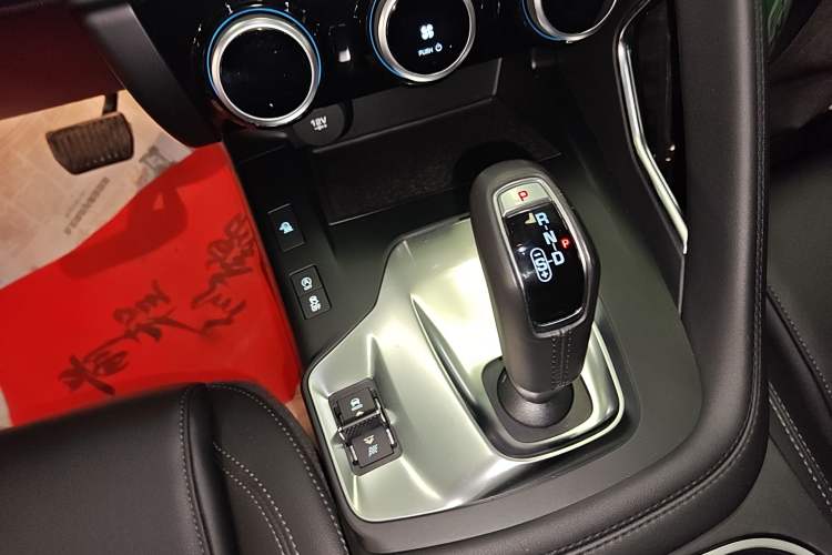 Used Jaguar E-PACE 2018 P250 S China VI
